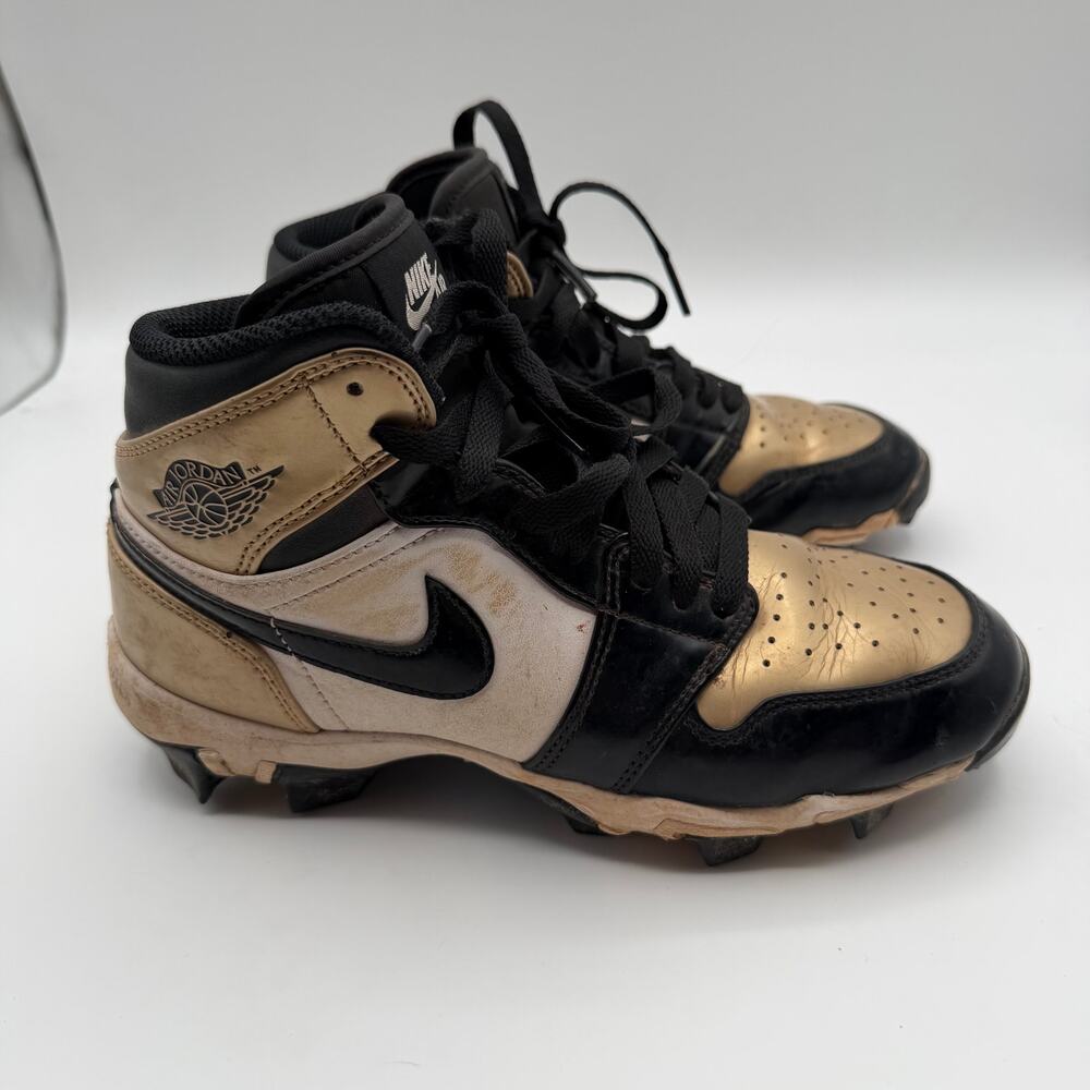 Jordan 1 Retro Youth Football Cleats
